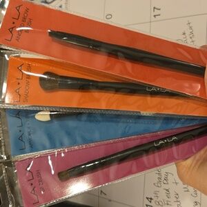 Bundle of Makeup Brushes